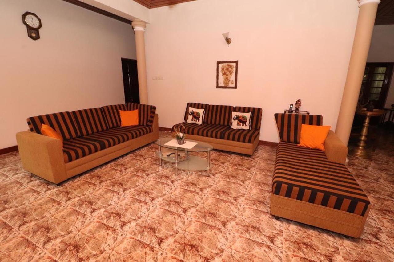 Granary Home Stay Kandy Exterior photo