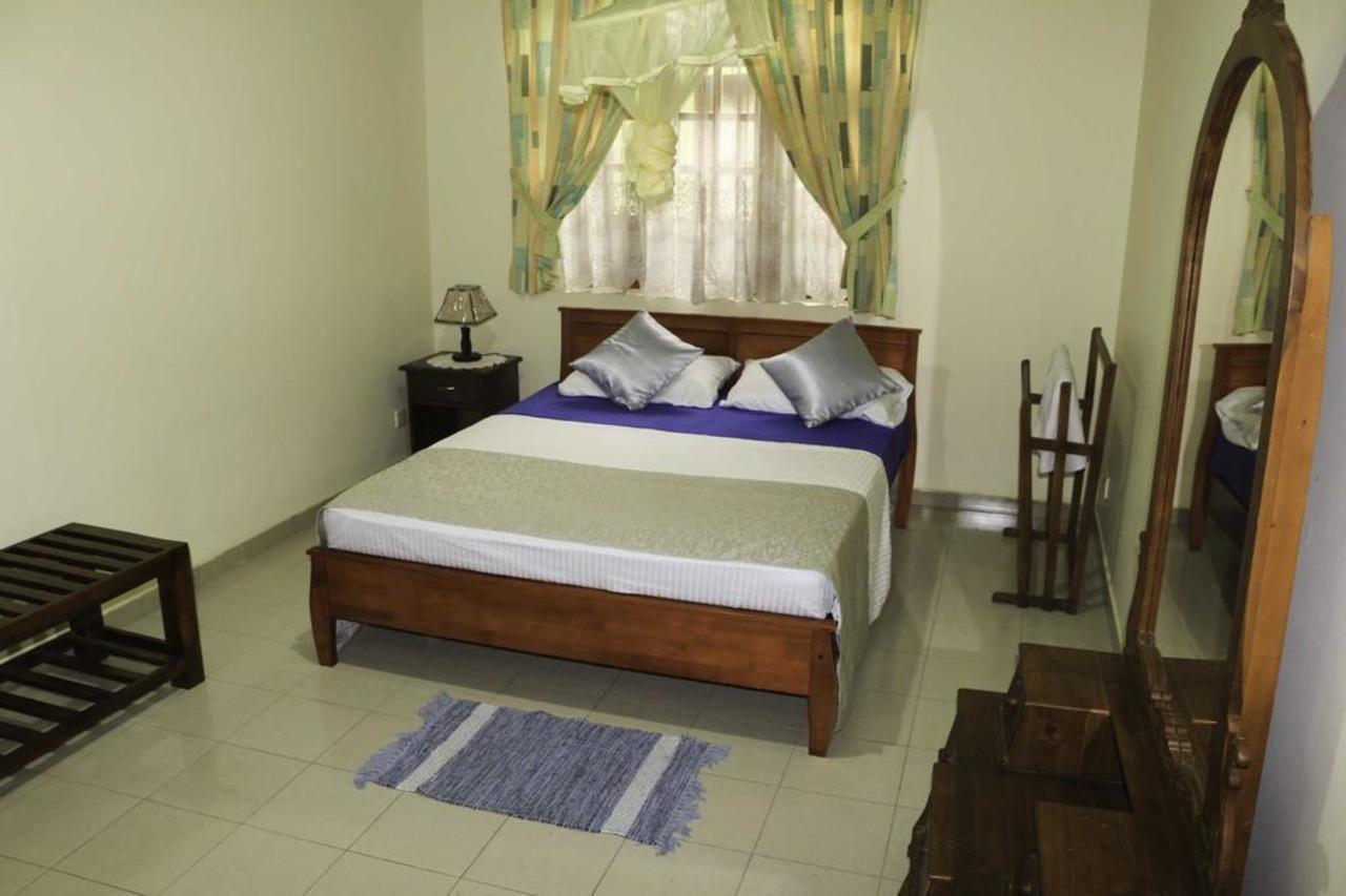Granary Home Stay Kandy Exterior photo