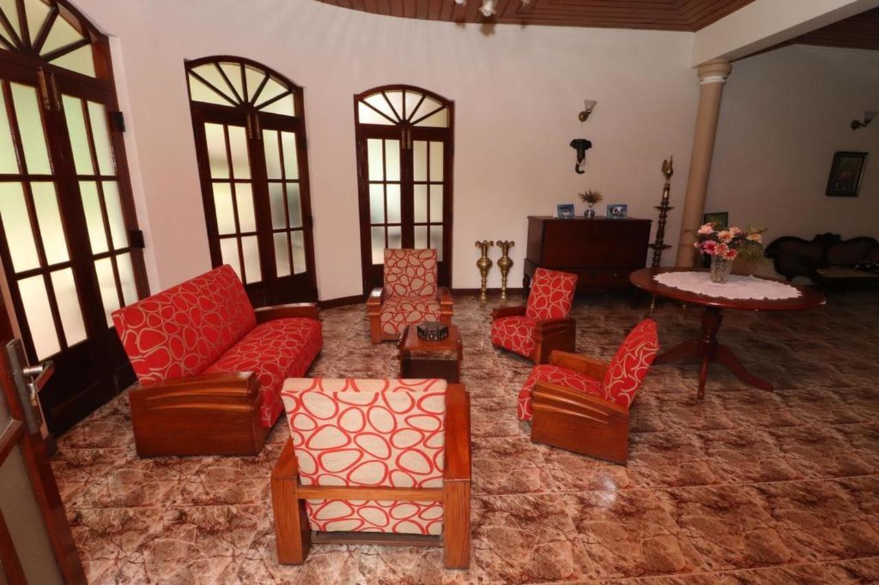 Granary Home Stay Kandy Exterior photo